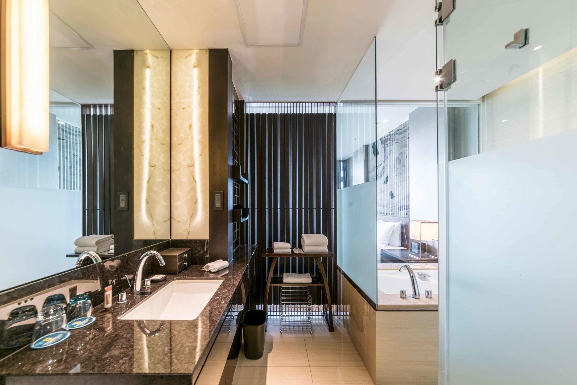 Citic Pacific Zhujiajiao Jin Jiang 5*
